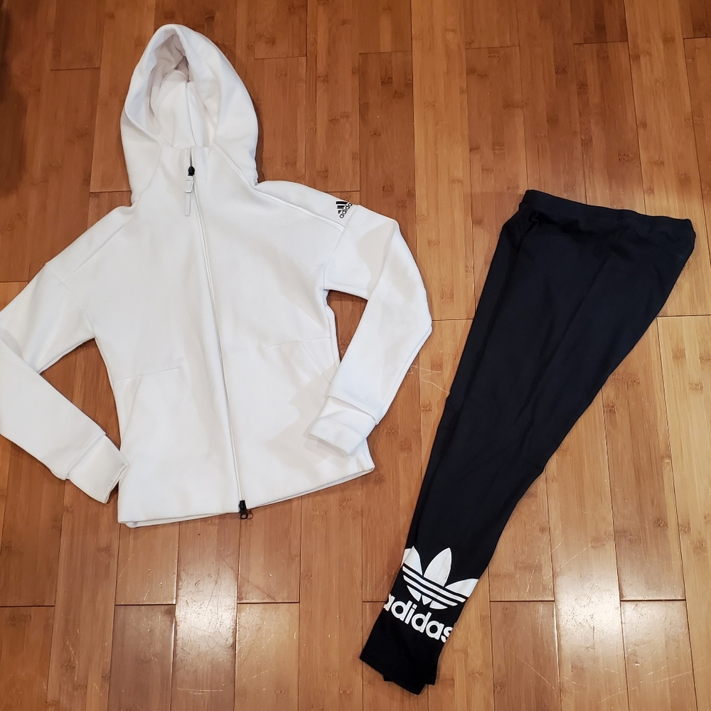 Adidas Bundle Small - image 1